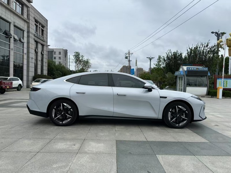 枣庄24年吉利银河7