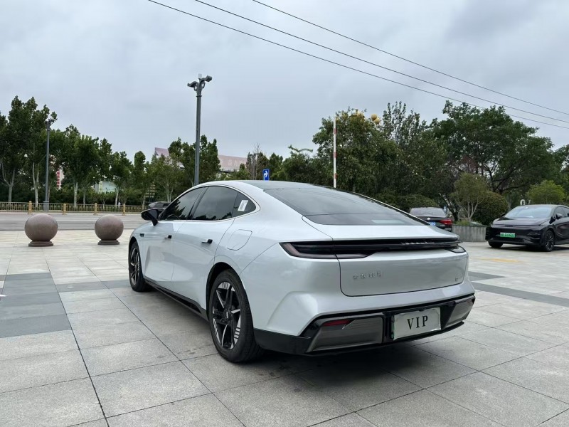 枣庄24年吉利银河9