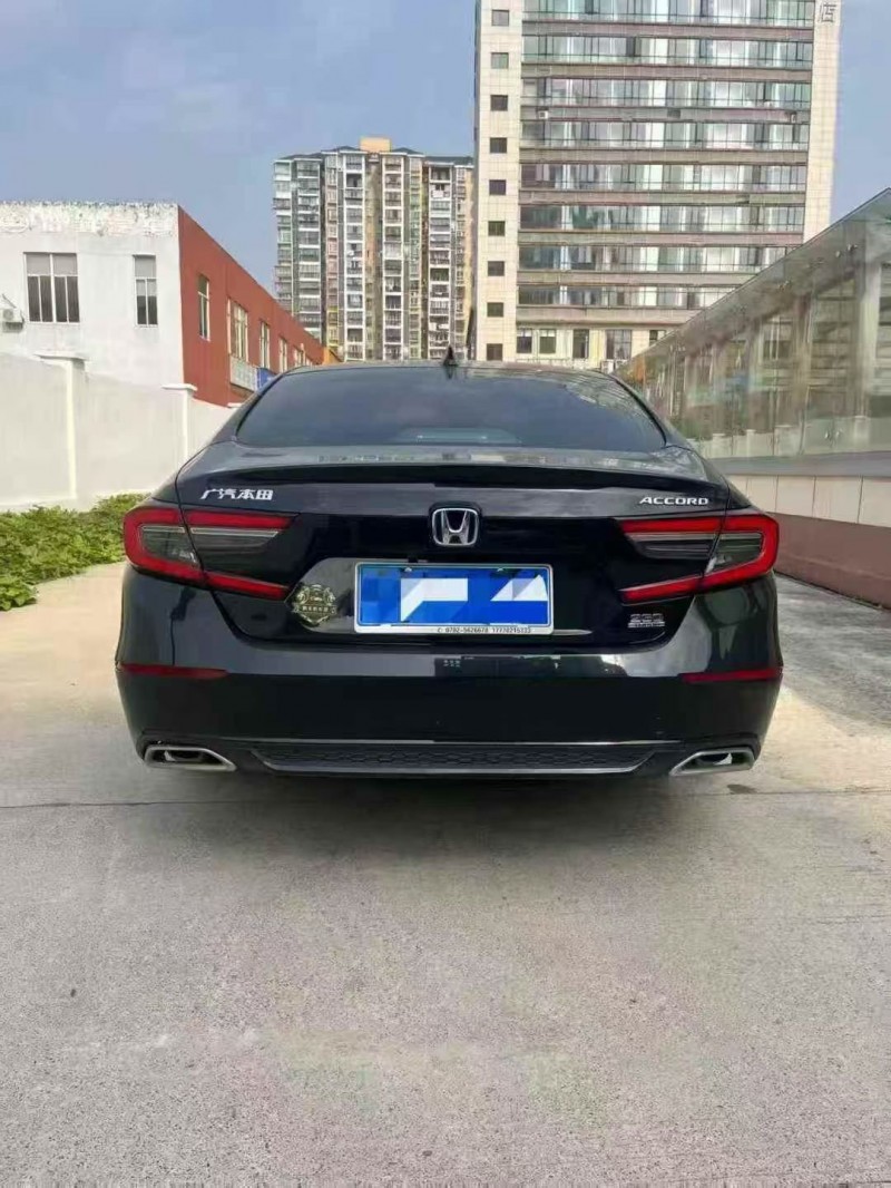 吉安23年本田雅阁8