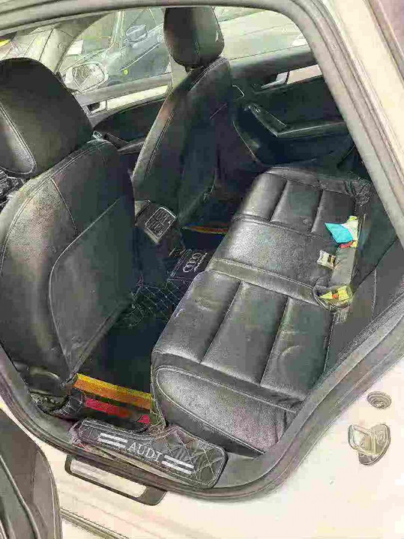 天津15年奥迪A4L8