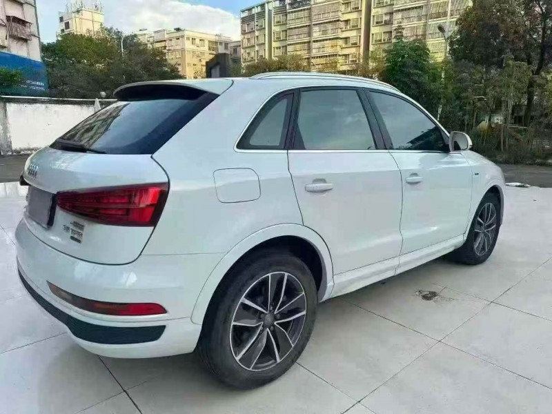 汕头19年奥迪Q38