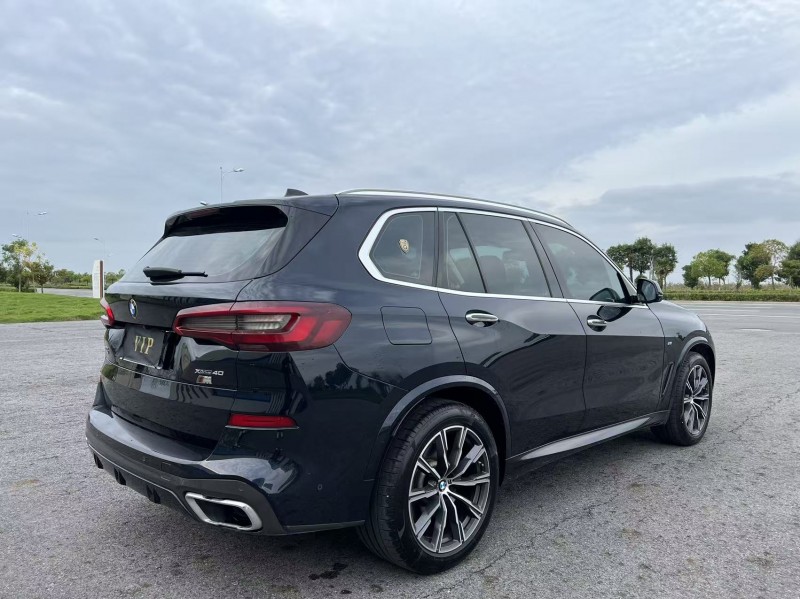 盐城19年宝马X58