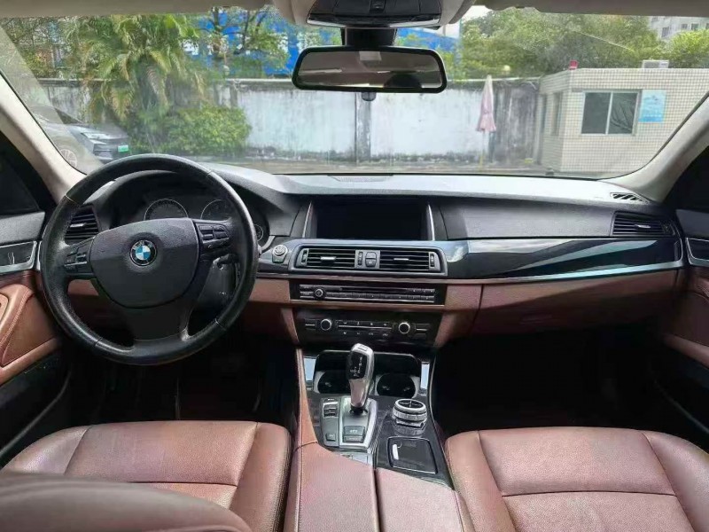 湛江16年宝马5系4