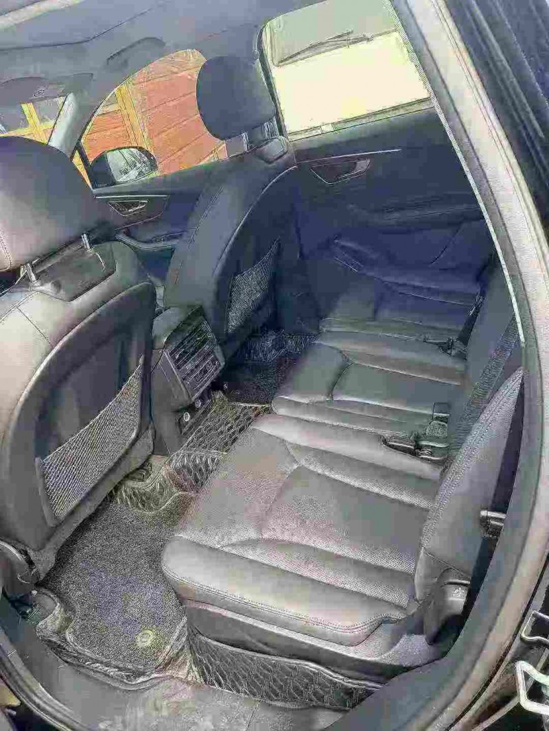 天津23年奥迪Q75