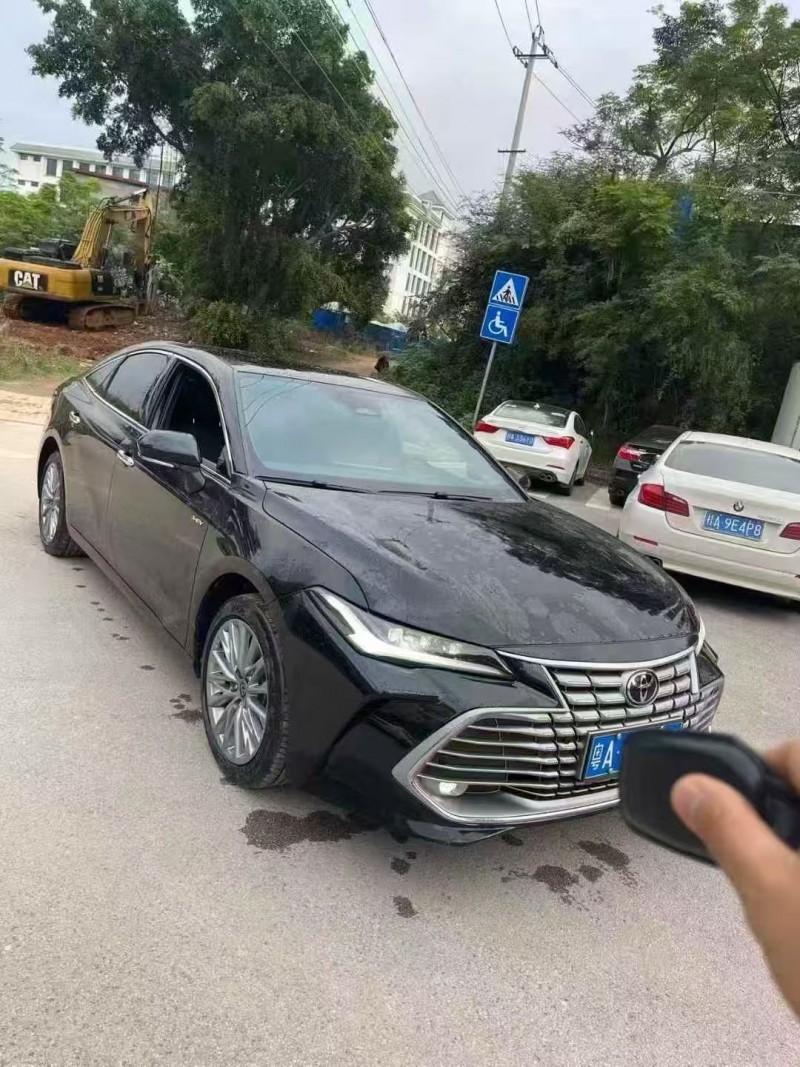 广州25年丰田亚洲龙1