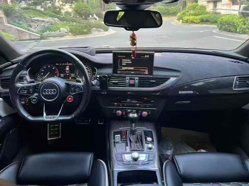 珠海17年奥迪S76