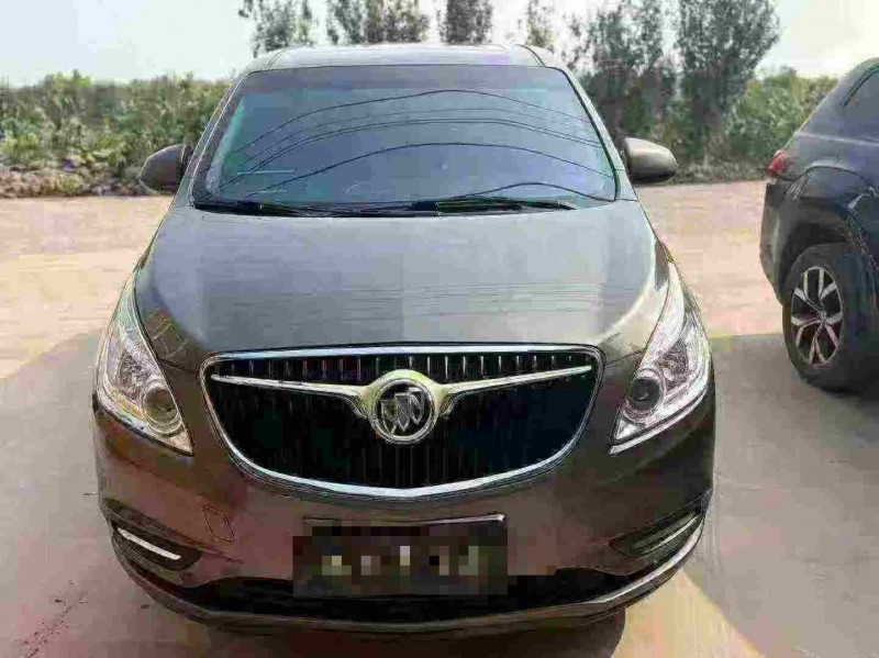 天津17年别克GL81