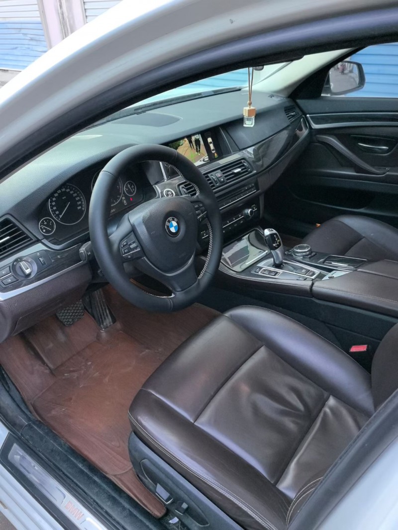 青岛16年宝马5系4