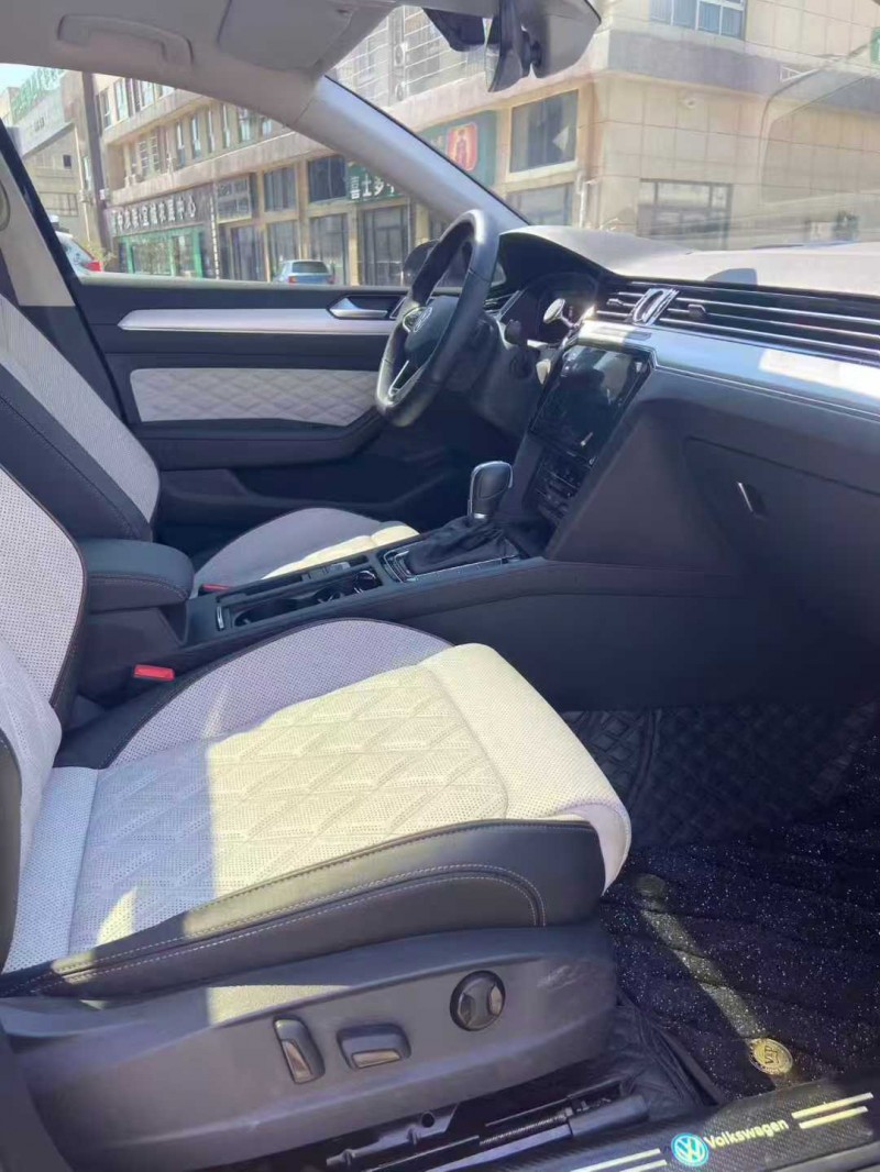 襄阳24年大众迈腾8