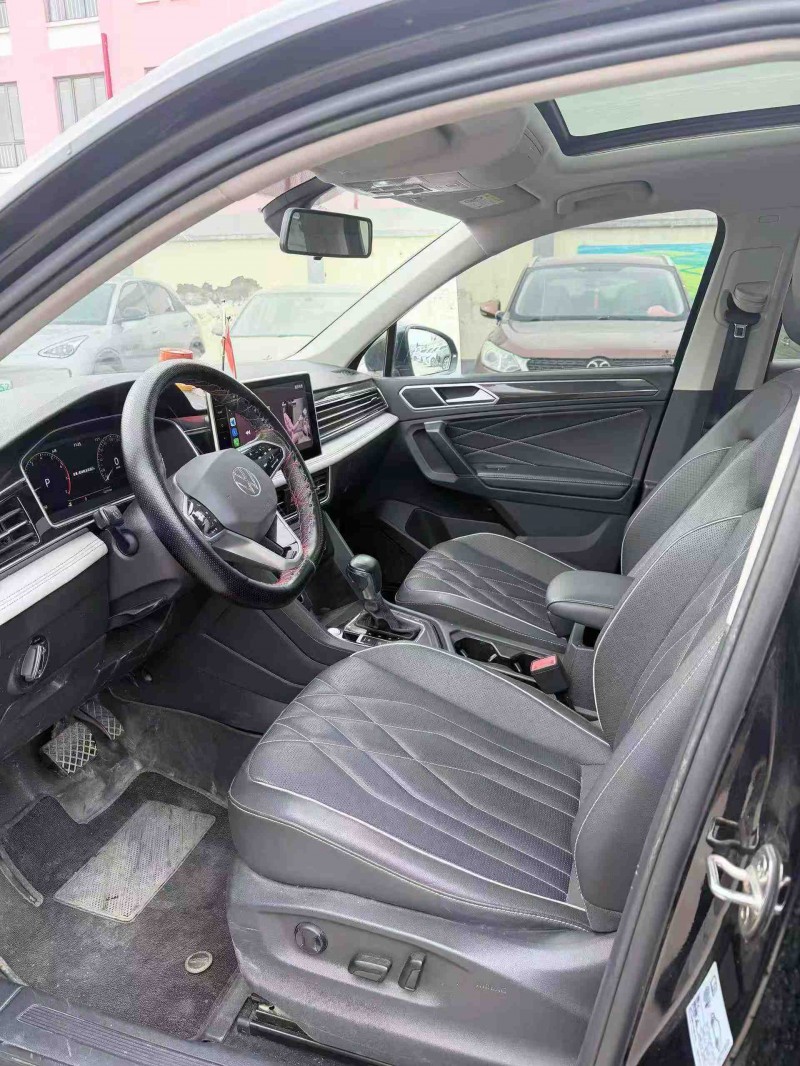 天津21年大众途观6