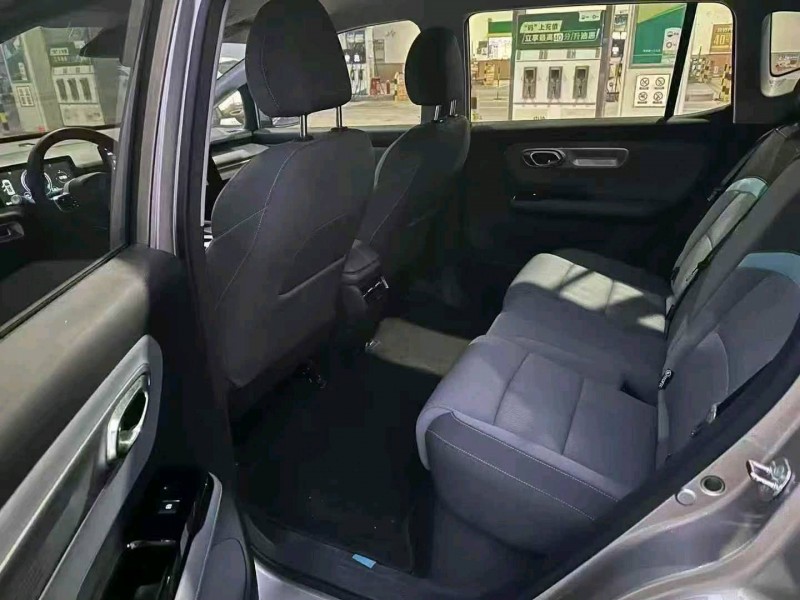 中山23年传祺埃安Y4