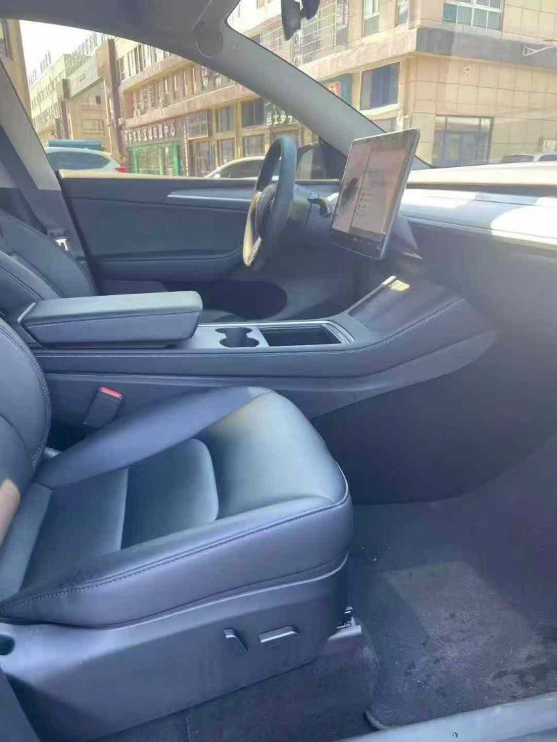 襄阳24年特斯拉MODEL Y7