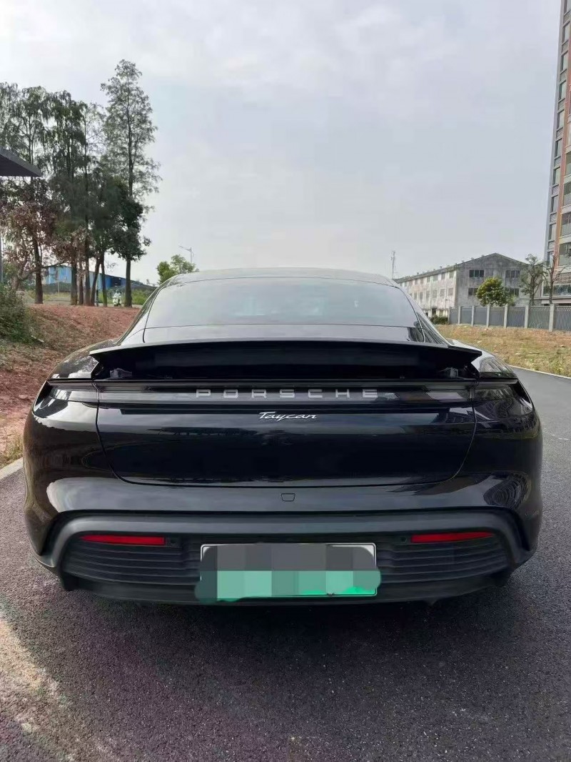 广州21年保时捷Taycan9