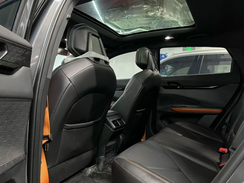 深圳22年长安汽车UNI6