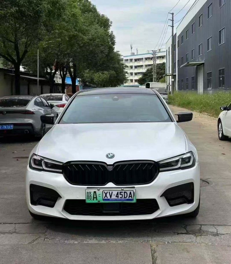广州22年宝马5系1