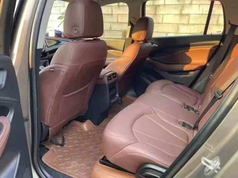 珠海18年别克昂科威5