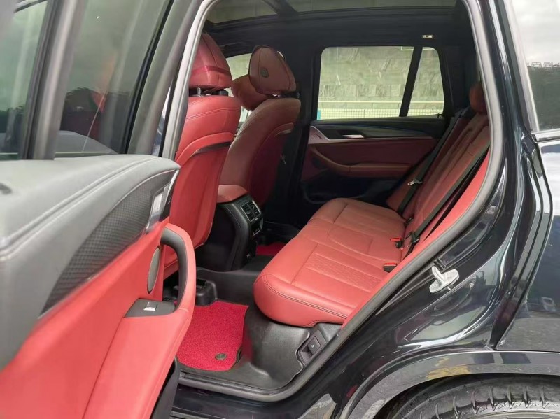 广州23年宝马X35