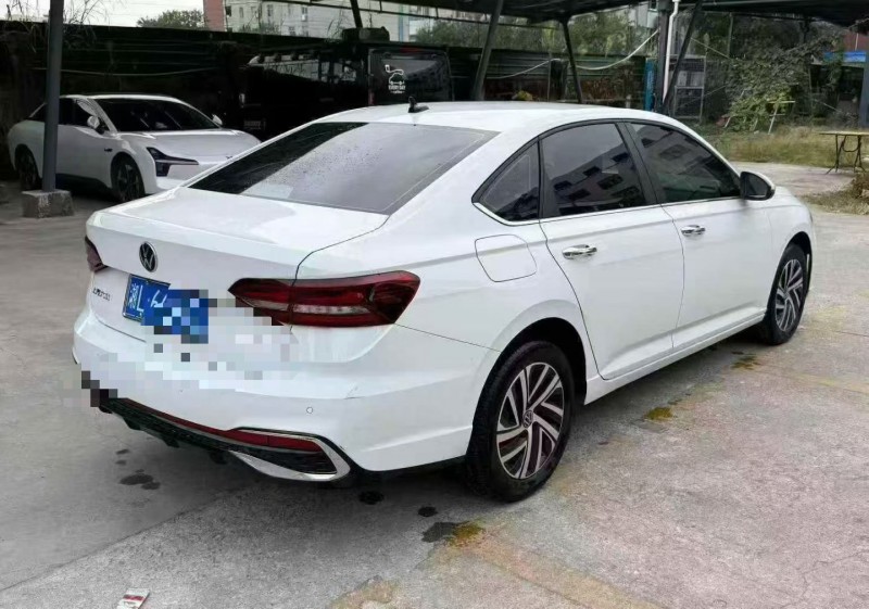 深圳25年大众朗逸6