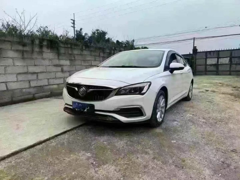 湛江19年别克威朗2