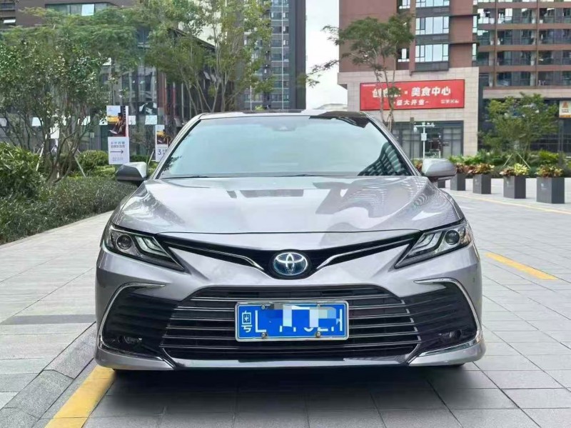 广州22年丰田凯美瑞1