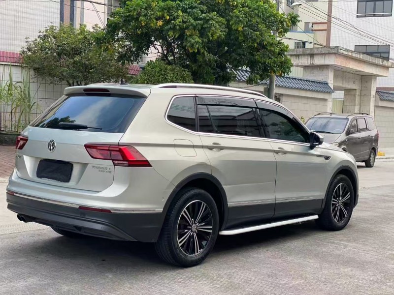 广州17年大众途观4