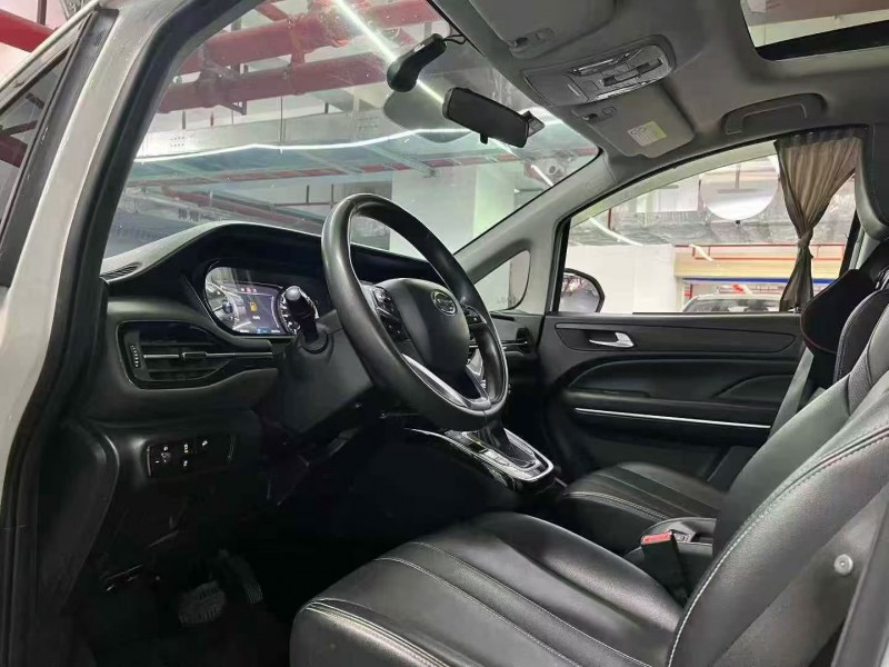 深圳21年传祺M64