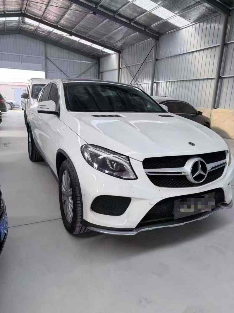 天津19年奔驰GLE8