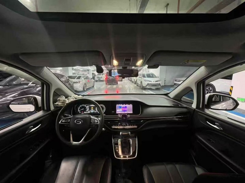 深圳21年传祺M65