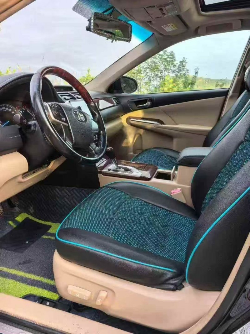 重庆14年丰田凯美瑞4