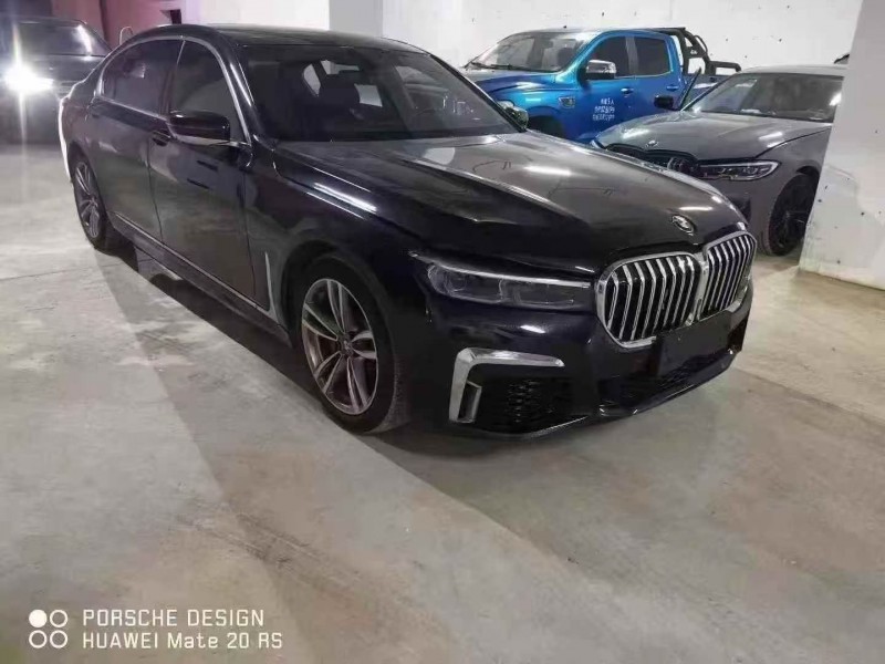 安顺18年宝马7系4