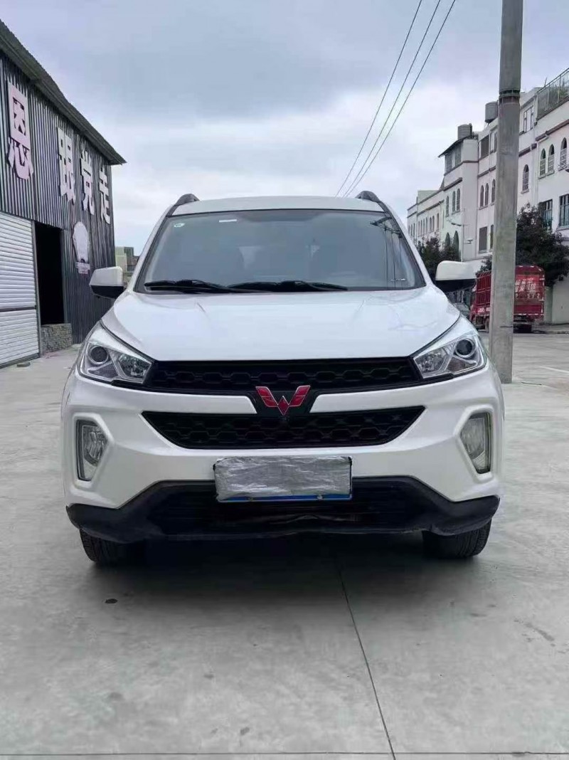 贵阳23年五菱汽车宏光1