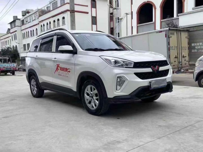 贵阳23年五菱汽车宏光2