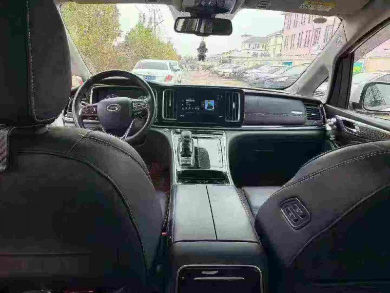 天津22年传祺M86