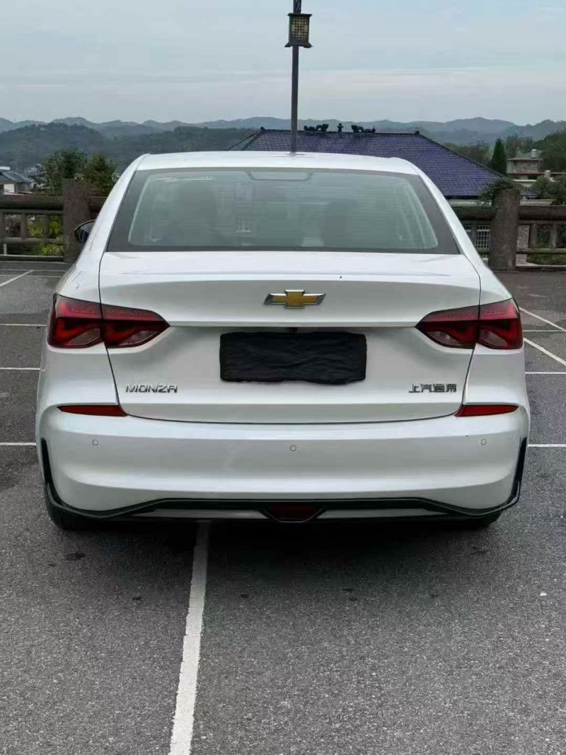 新余23年雪佛兰科鲁泽9