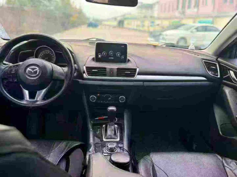 天津16年马自达昂克赛拉4