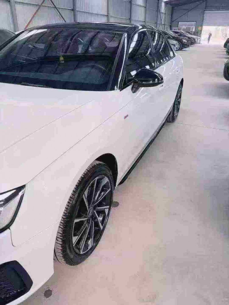 天津23年奥迪A4L2