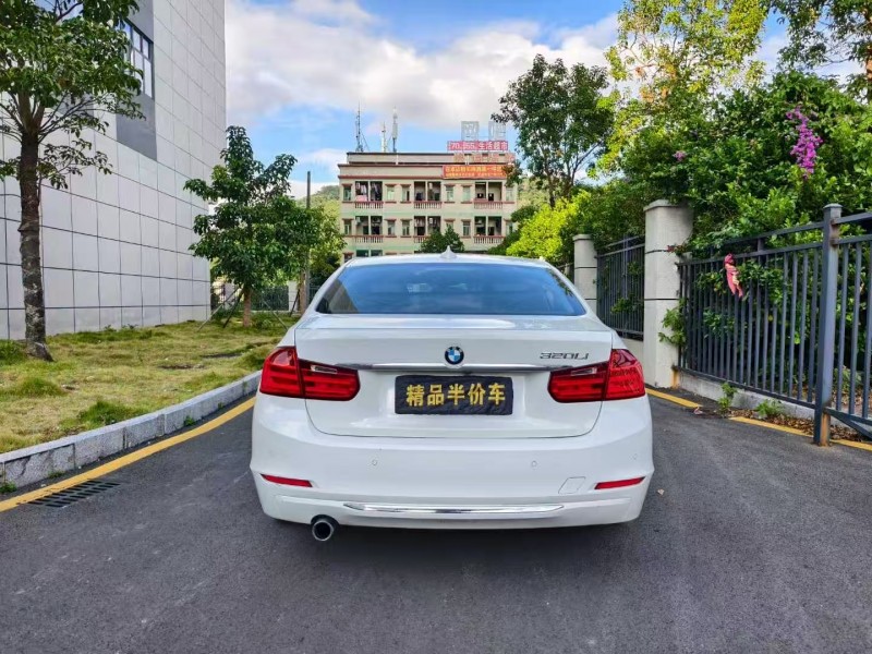 广州15年宝马3系9