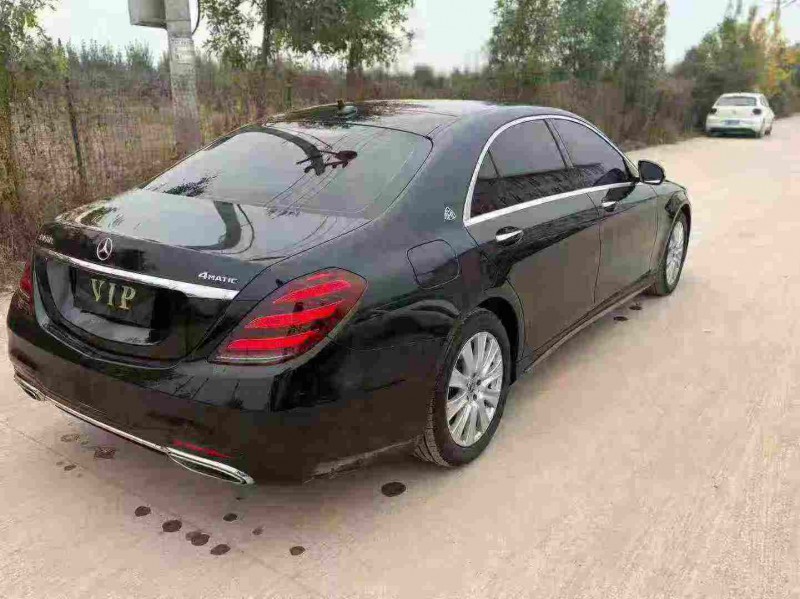 天津19年奔驰迈巴赫S级9