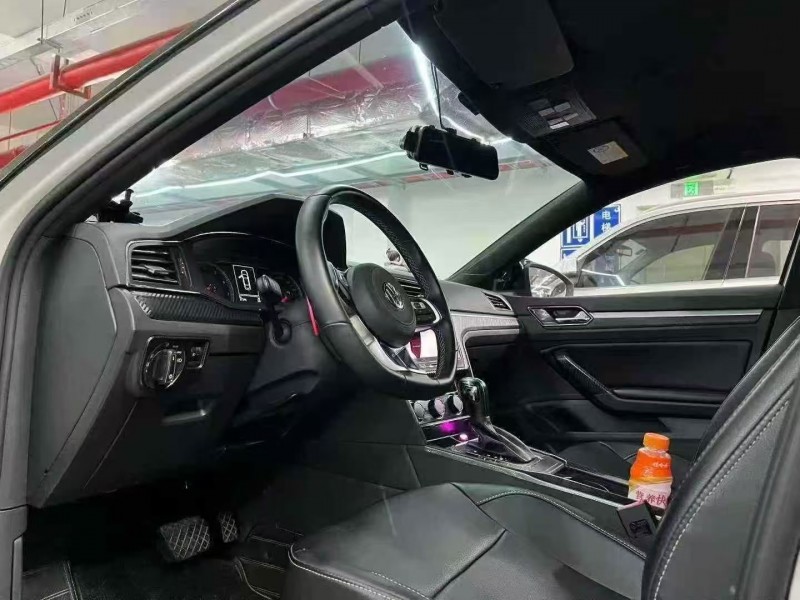 深圳19年大众凌渡4