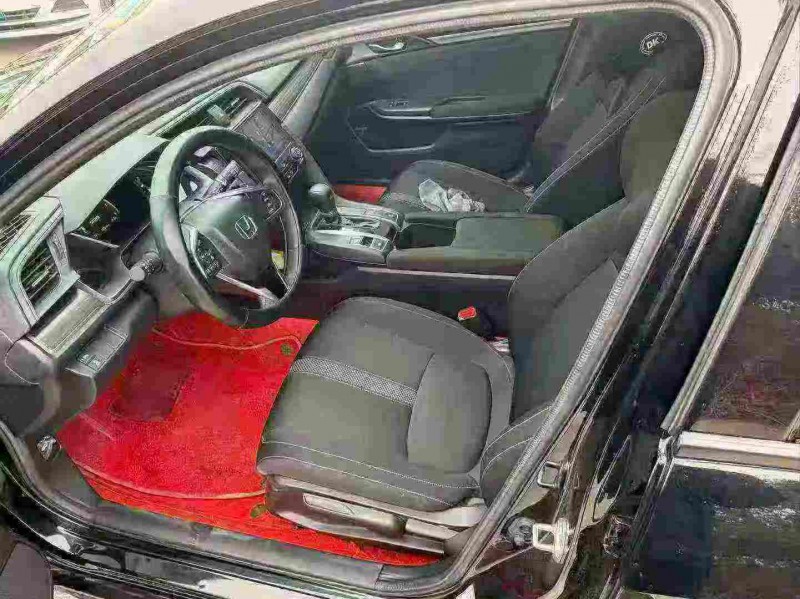 天津22年本田思域5