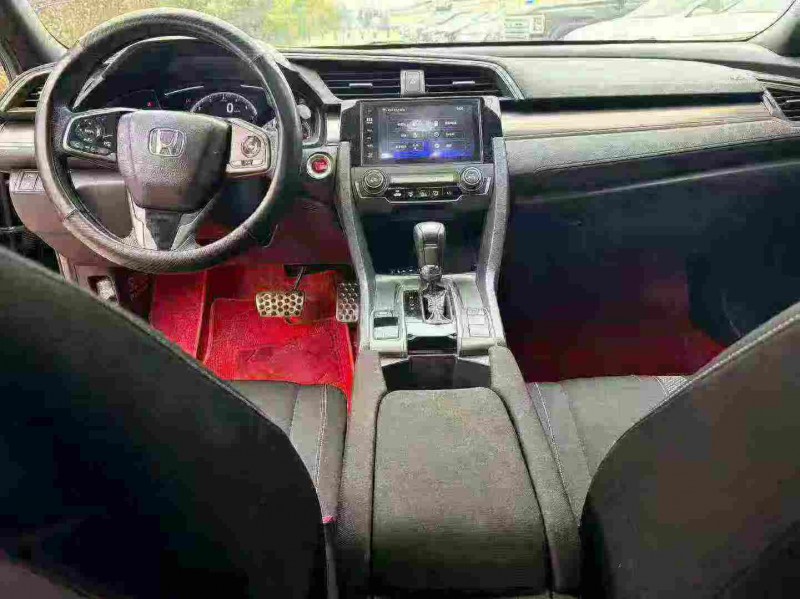 天津22年本田思域6