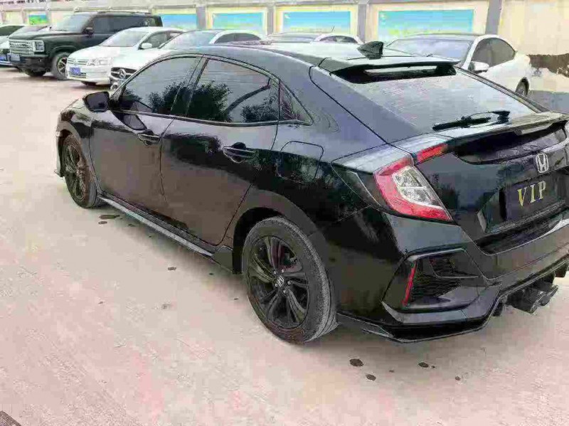 天津22年本田思域8