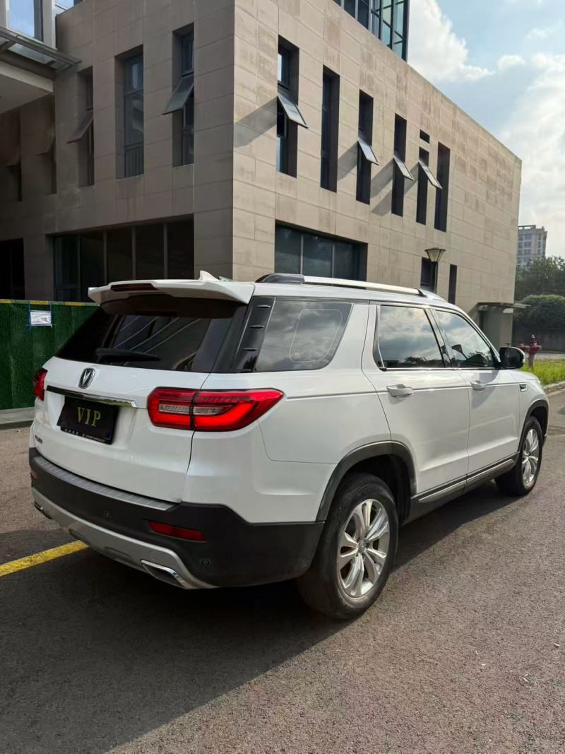 成都17年长安汽车CS958