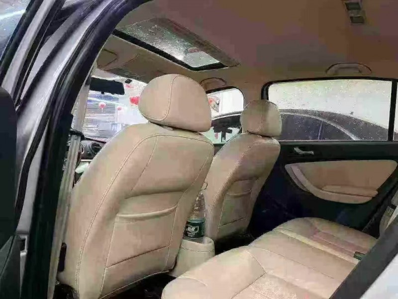 深圳12年大众朗逸6