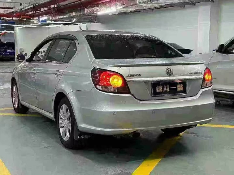 深圳12年大众朗逸8