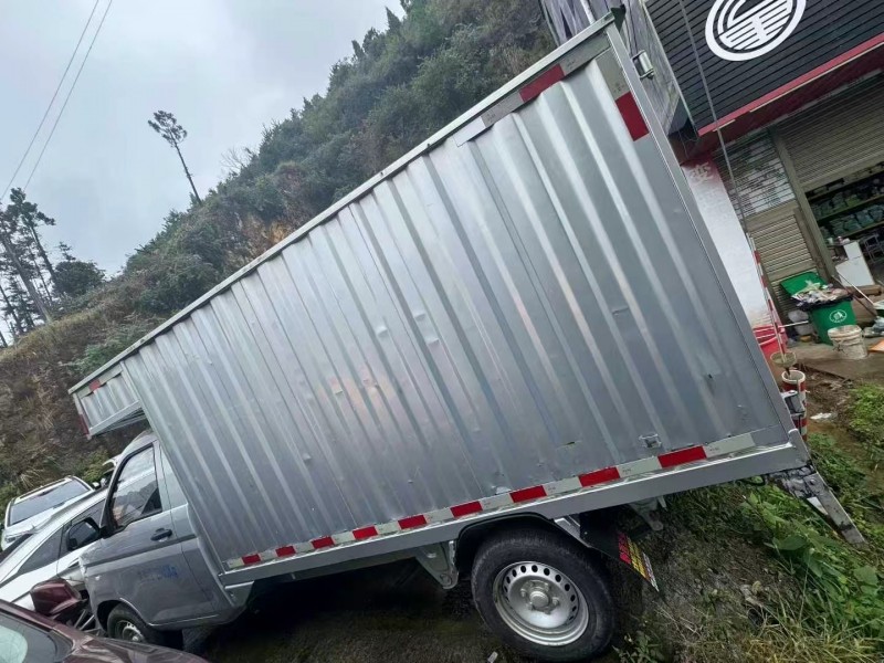 安顺21年五菱汽车新卡3