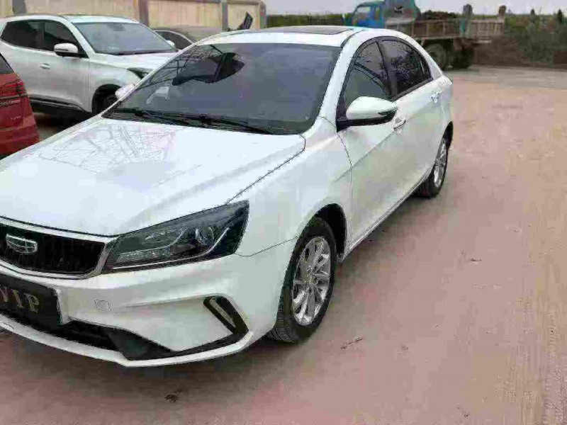 天津22年吉利帝豪2