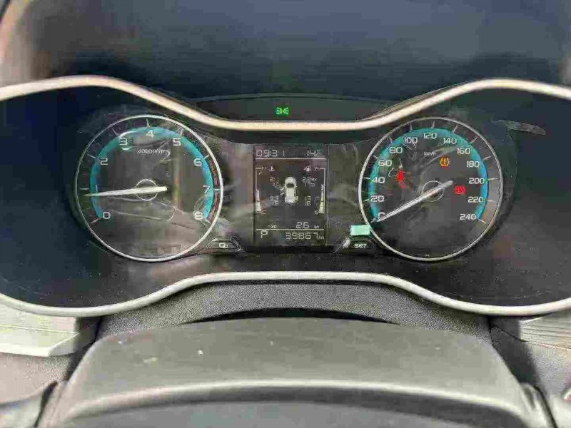 天津22年吉利帝豪4