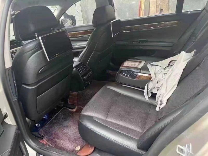 黔西南15年宝马7系4