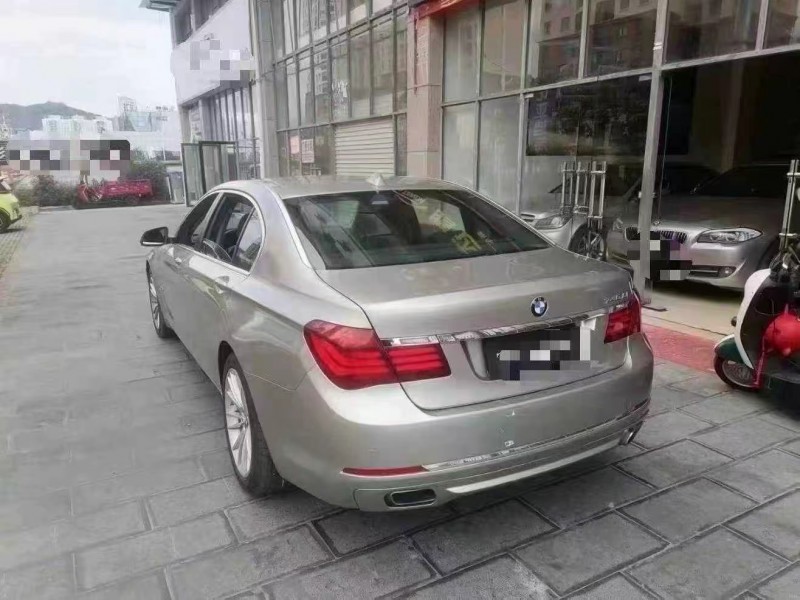 黔西南15年宝马7系8